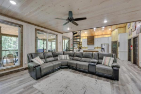 Family-Friendly Broken Bow Home with Deck and Grill!